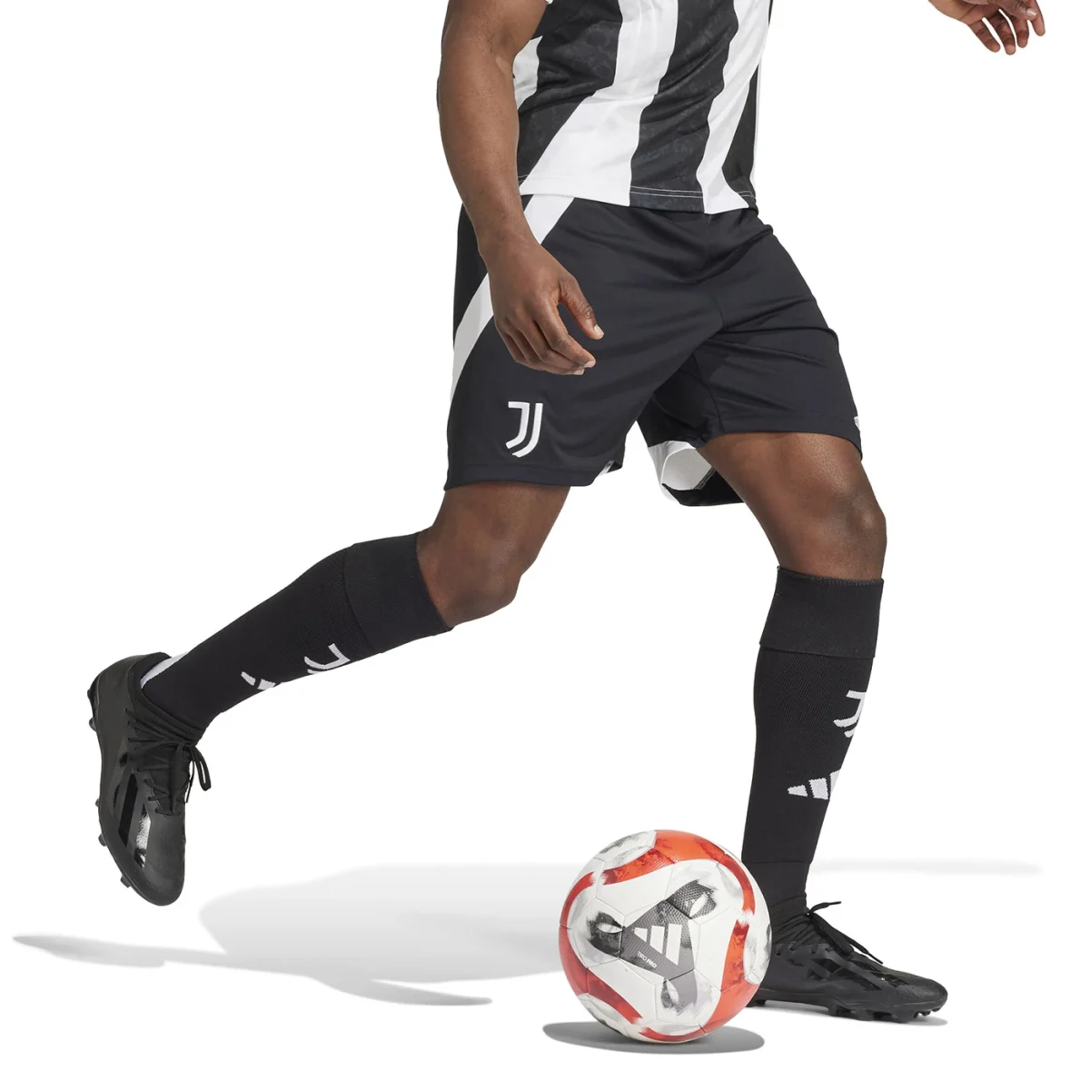 Official 4 Collection - Juventus FC Gear